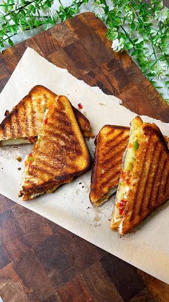 Grilled Masala Cheese Sandwich