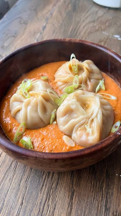 Cheese Gravy Momos